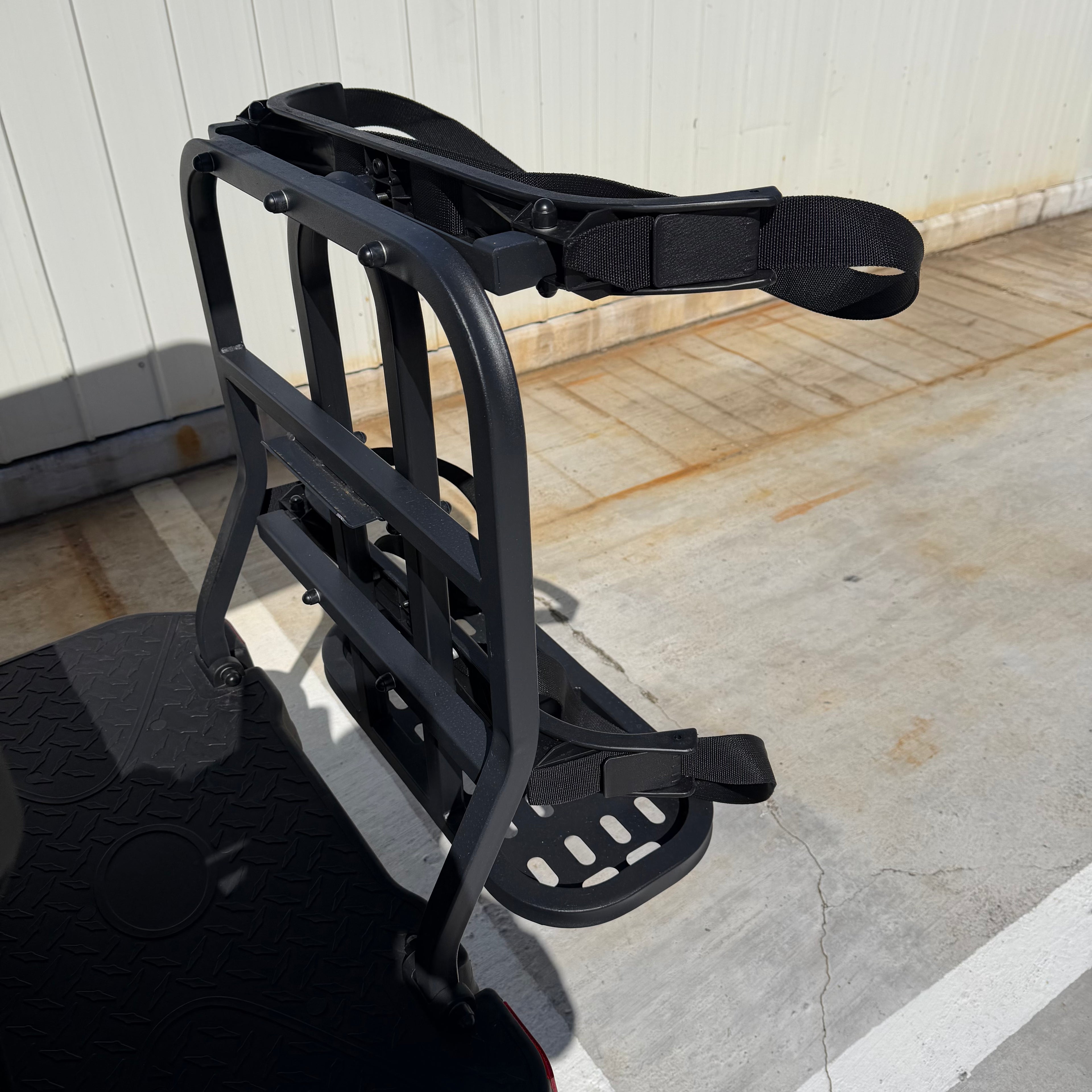 Golfer Combo – Golf Bag Holder & Sand Bottles (2+2 & 4+2 Models)