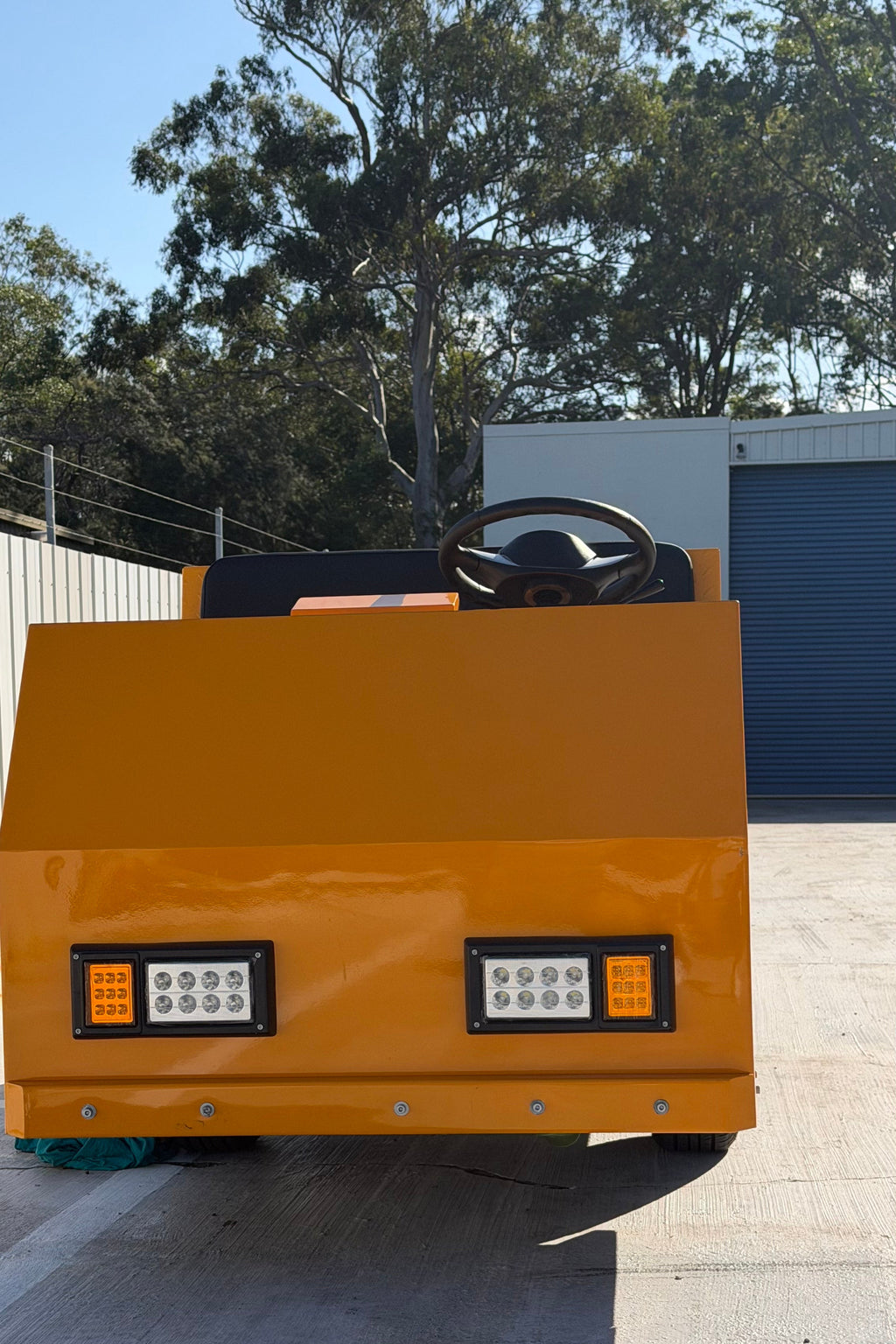 Heavy-Duty Electric Flatbed Cart for Industrial Transport